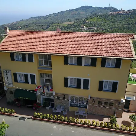 Aparthotel Elvira