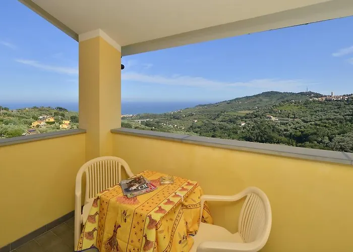 Elvira Apartmanhotel