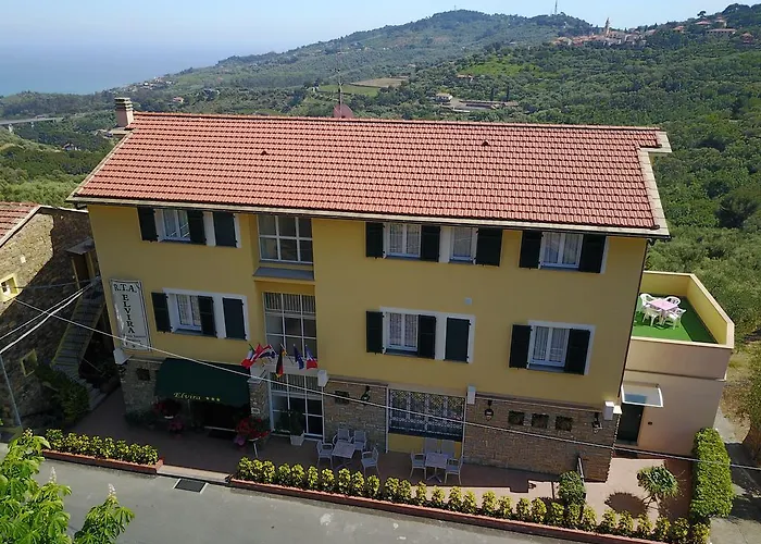 Aparthotel Elvira